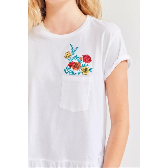 UO Future State Wildflower Peplum Tee - Picture 2 of 6
